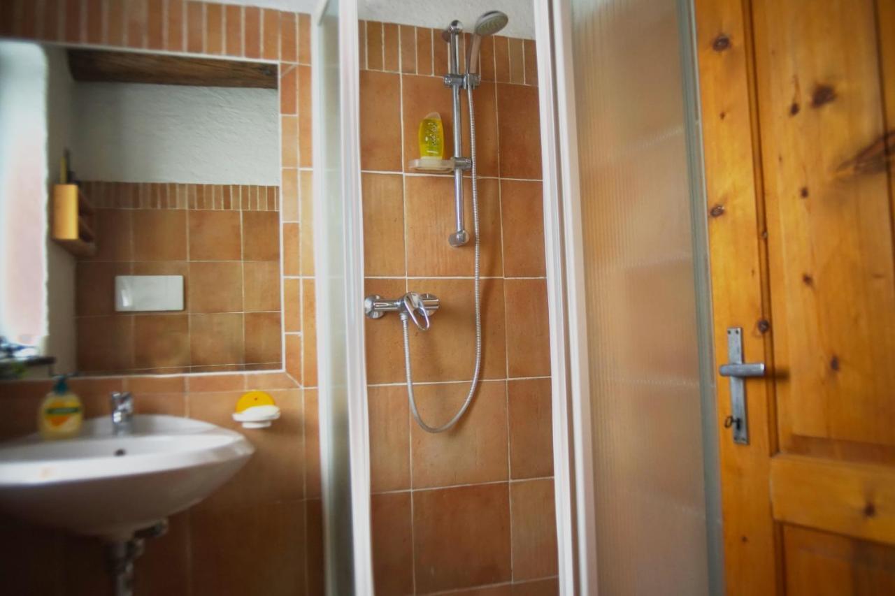 La Casa Altrui- Camere E Zona Relax Con Giardino Coredo Kültér fotó