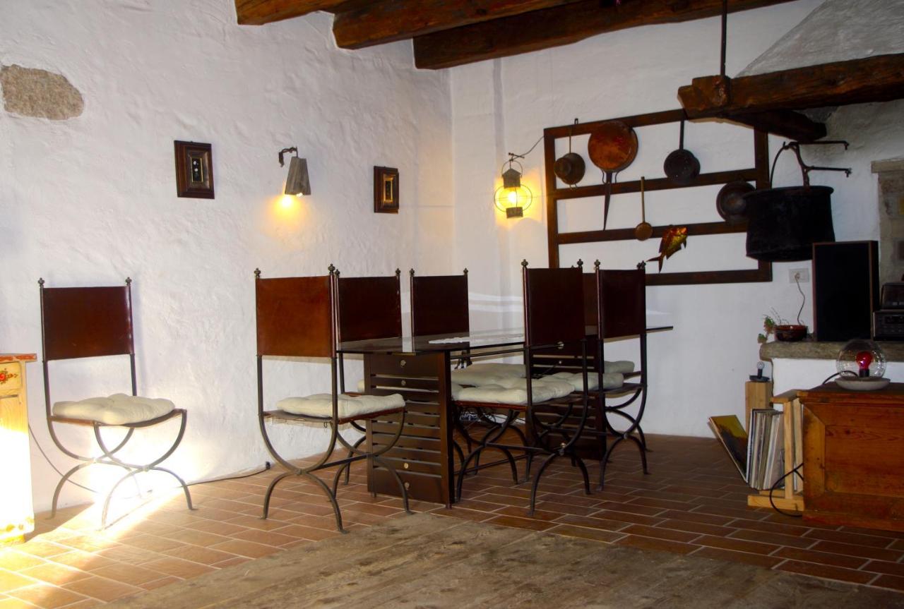La Casa Altrui- Camere E Zona Relax Con Giardino Coredo Kültér fotó