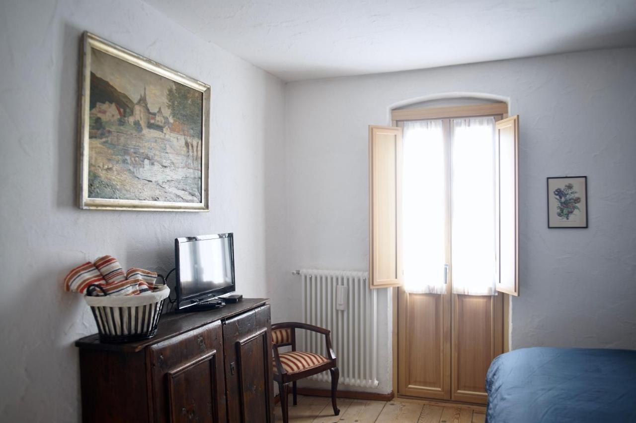 La Casa Altrui- Camere E Zona Relax Con Giardino Coredo Kültér fotó